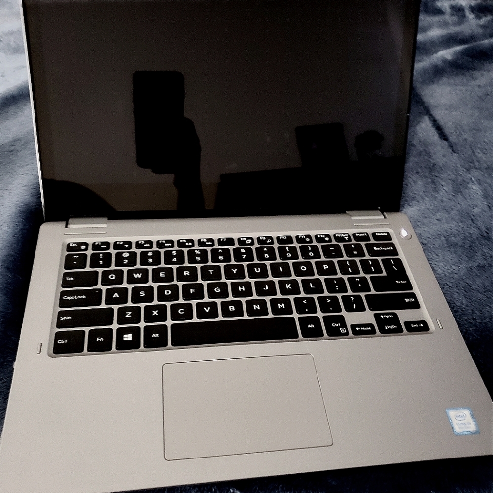 Dell latitude laptop, like new!